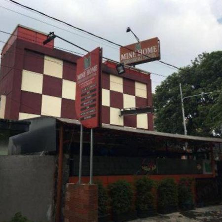 Mine Home Hotel Bandung Esterno foto