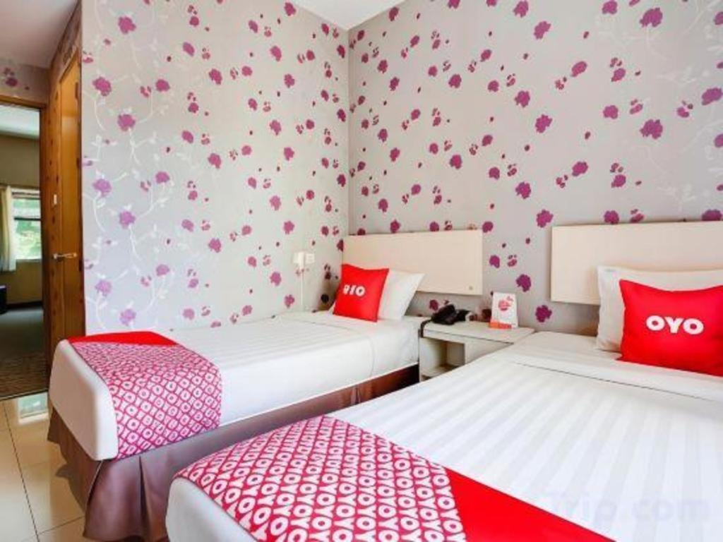 Mine Home Hotel Bandung Esterno foto