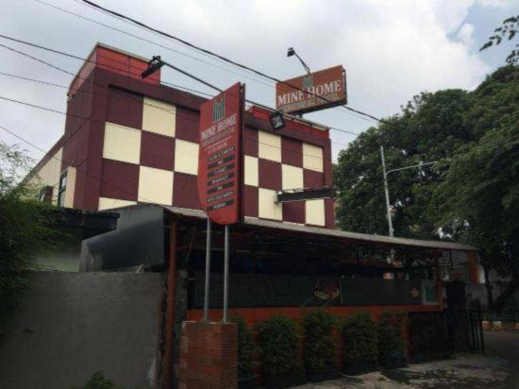 Mine Home Hotel Bandung Esterno foto